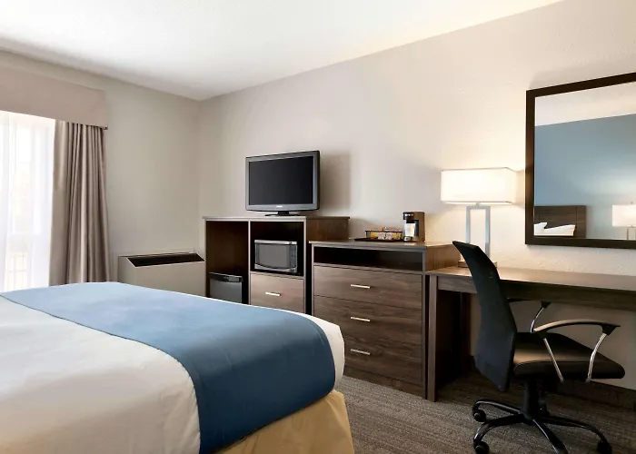 Travelodge Suites By Wyndham New Glasgow
