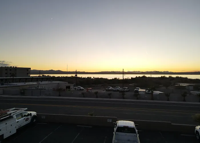 Travelodge By Wyndham Lake Havasu