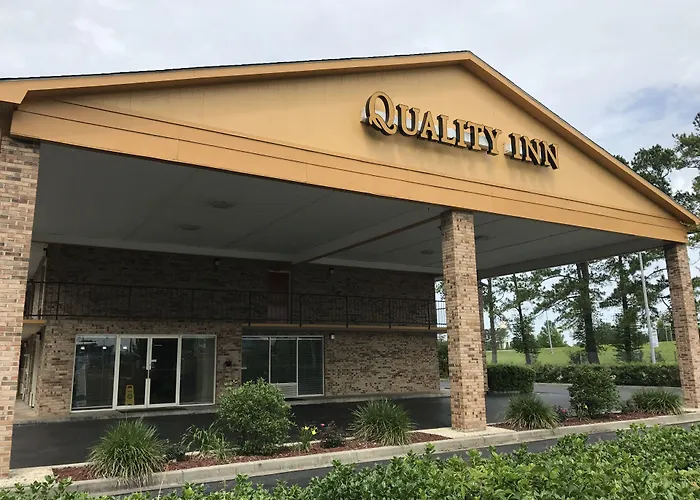 Quality Inn Manning I-95
