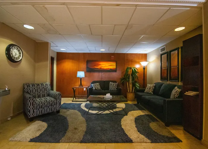 Travelodge By Wyndham Pueblo