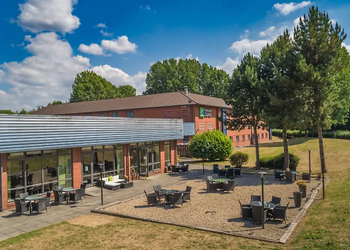 Holiday Inn Express Preston South By Ihg
