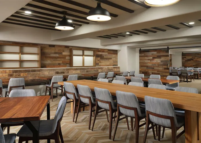 Hotel Pacific