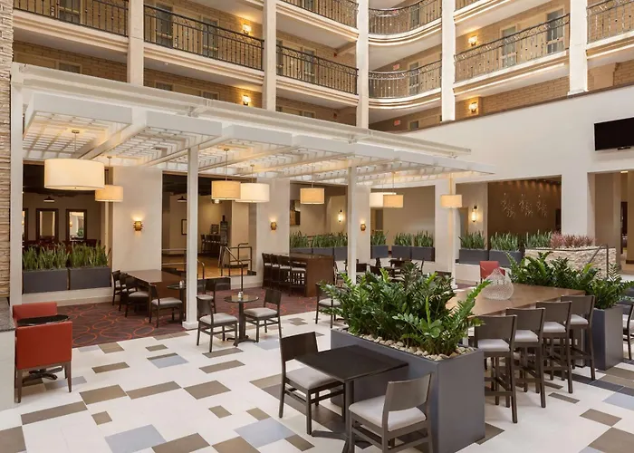 Embassy Suites Baton Rouge