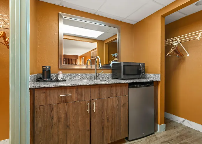 Quality Inn & Suites Corinth West