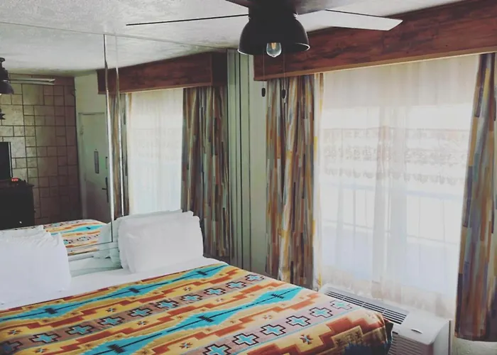 The Classic Desert Aire Hotel