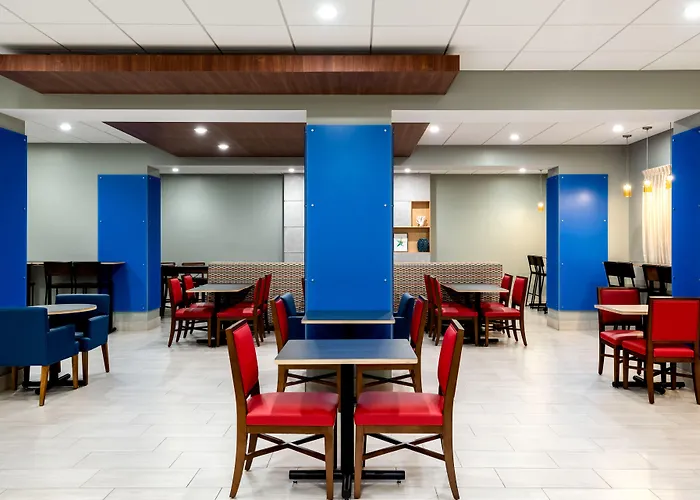 Holiday Inn Express & Suites Santa Ana - Orange County By Ihg