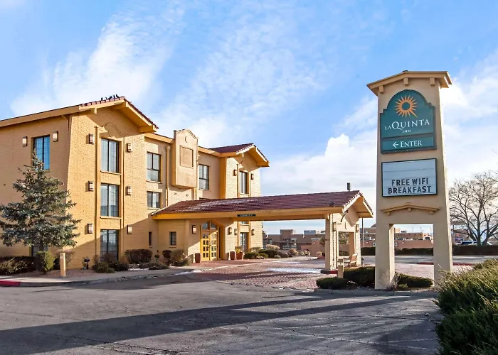 La Quinta Inn By Wyndham Santa Fe