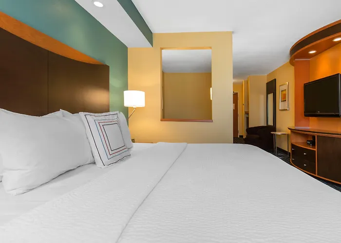 Americinn By Wyndham St Cloud Mn Shopping Area