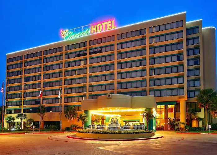 MCM Eleganté Hotel&Conference Center