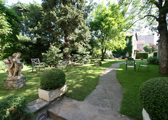 Hostellerie Du Grand Saint Antoine