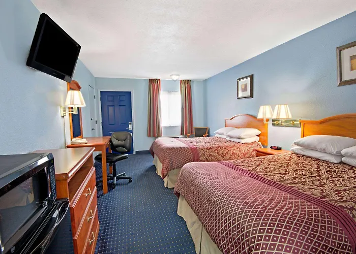 Days Inn Lawrence