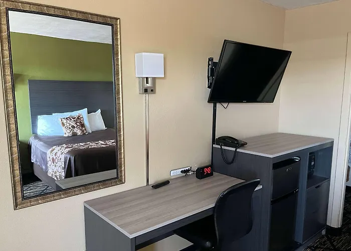 Travelodge By Wyndham Mansfield