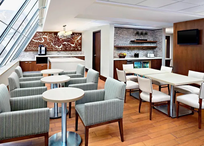 Sheraton Ottawa Hotel