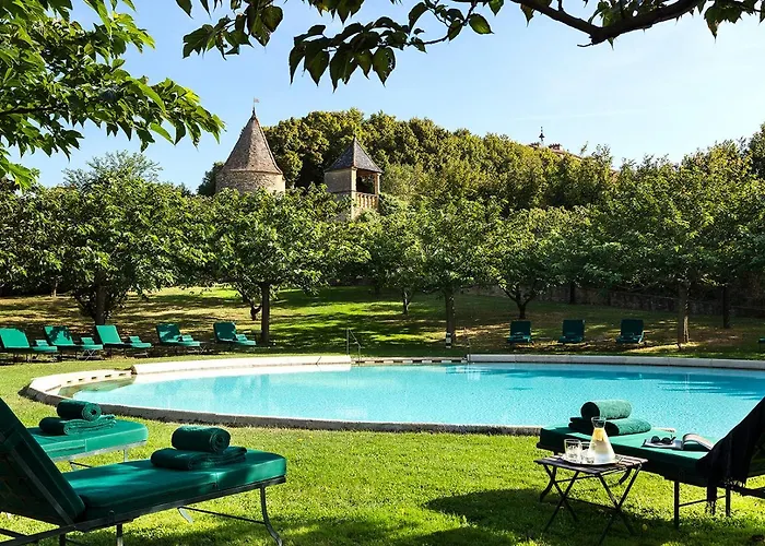 Chateau De Bagnols
