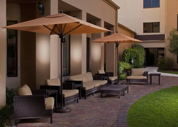 Courtyard By Marriott Baton Rouge Acadian Centre/Lsu Area
