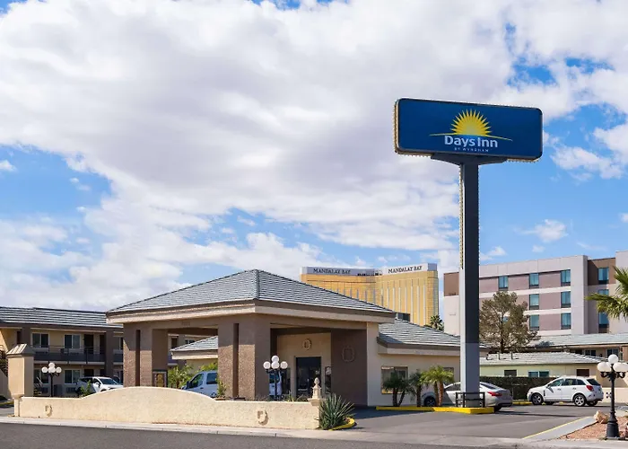 Days Inn By Wyndham Las Vegas Airport Near The Strip