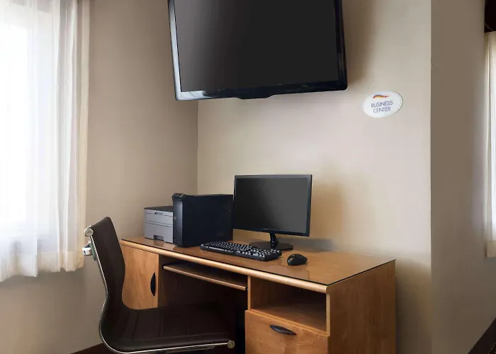 Baymont By Wyndham Salina