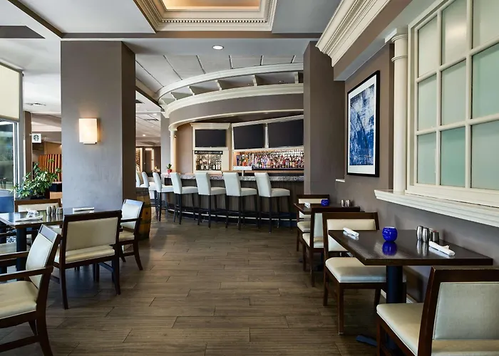 Hilton Kansas City Country Club Plaza