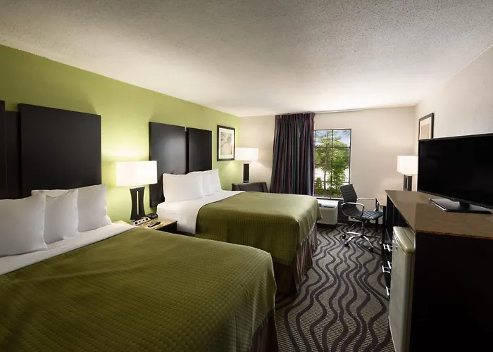 Days Inn By Wyndham Rome Downtown