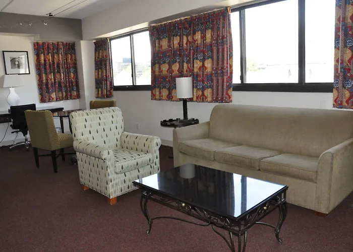 Stamford Suites (Adults Only)