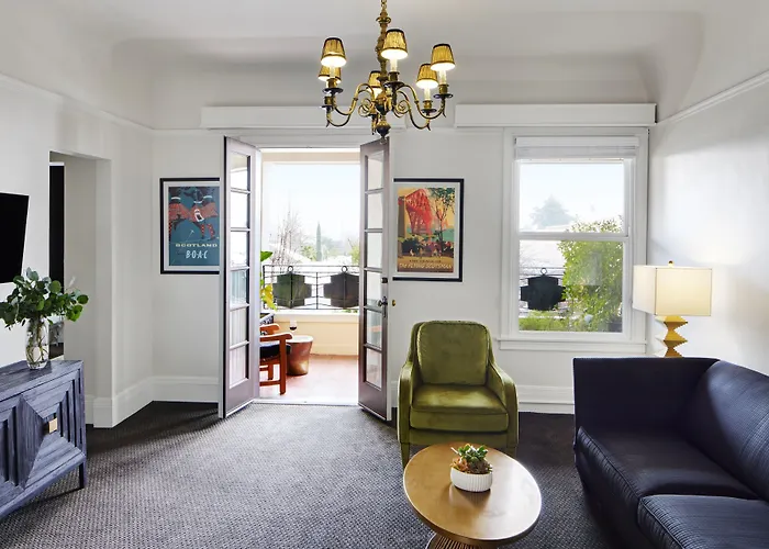 Mount View Hotel&Spa