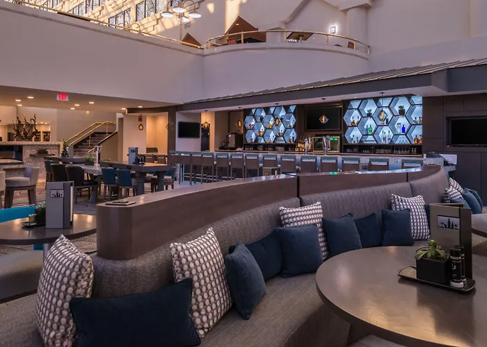 Jake'S 58 Casino Hotel - Adults Only