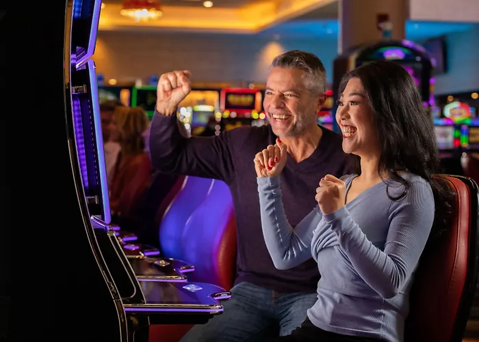 Jake'S 58 Casino Hotel - Adults Only