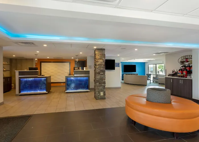 Best Western Plus Bowling Green