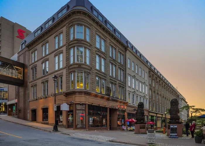 The Barrington Hotel