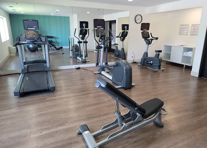 Holiday Inn Express - Canton By Ihg