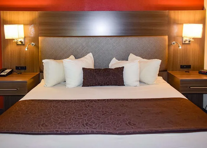 American Inn & Suites West Memphis