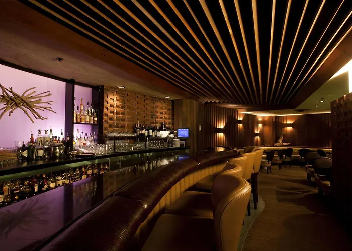 Hotel Deluxe