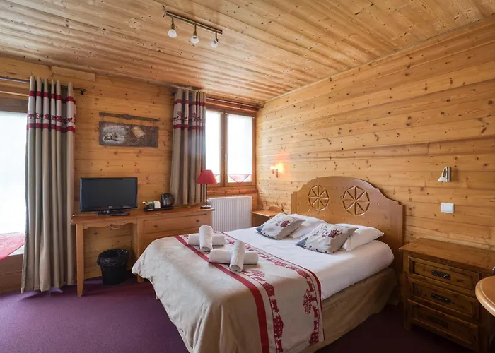 Epicea Lodge Hotel Et Camping