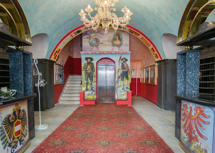 Hotel Dolomiti Schloss
