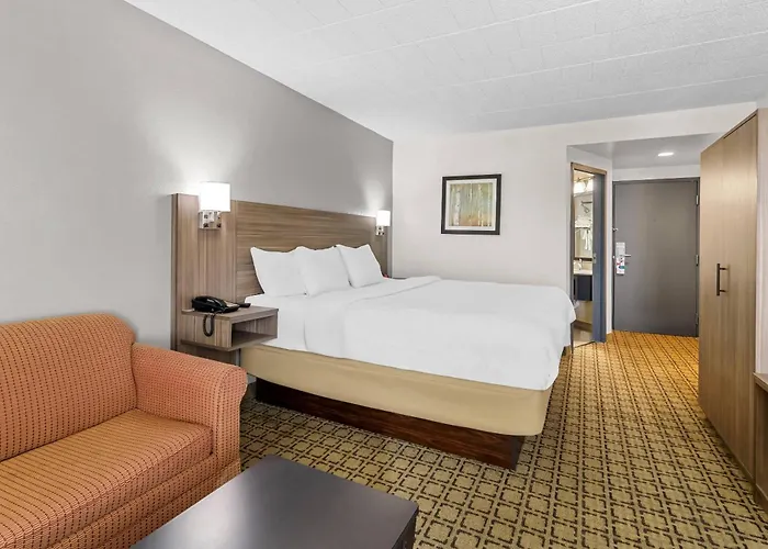 Clarion Inn Cranberry Township