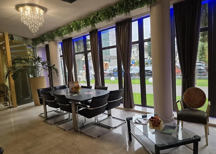 Hotel Dumbrava