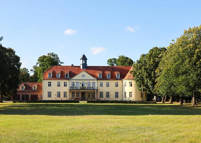 Hotel Garni Schloss Grochwitz