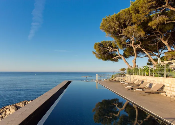 Hôtel Les Roches Blanches Cassis