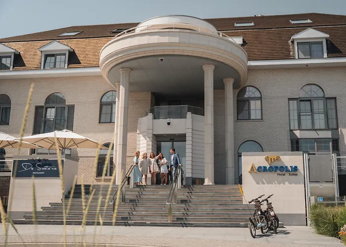 Hotel Acropolis Op het sportiefste park van de kust