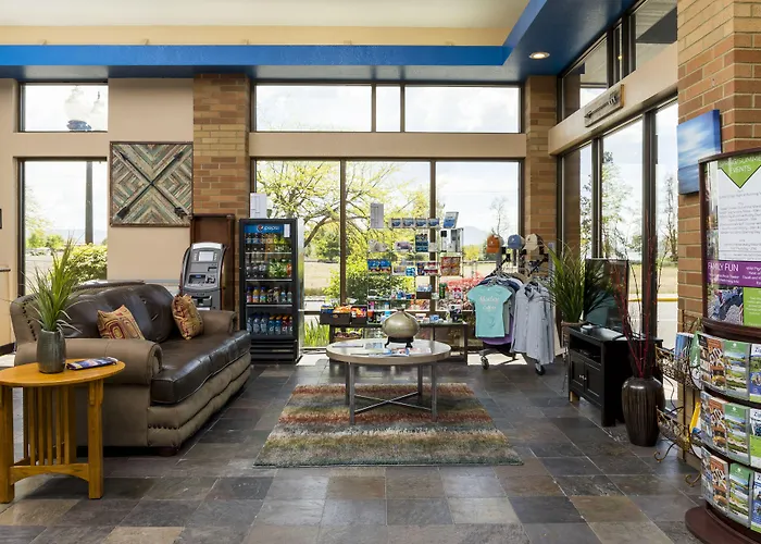 Cerulean Hotel