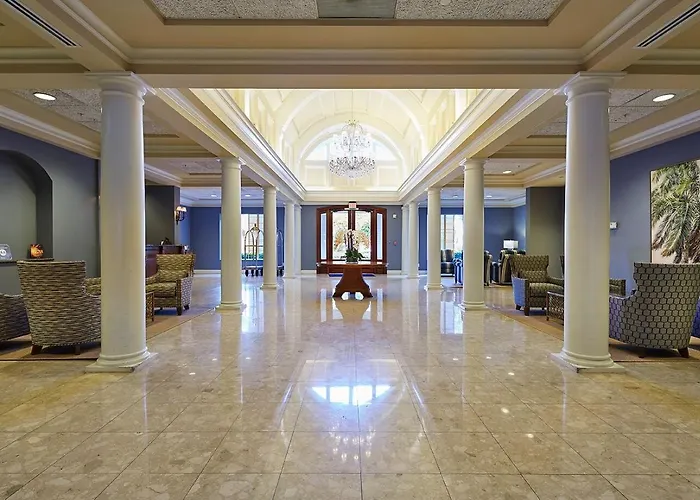 Trianon Bonita Bay Hotel
