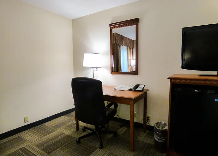 Hampton Inn Charleston-Southridge