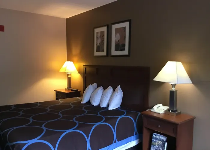 Super 8 By Wyndham Manchester Airport