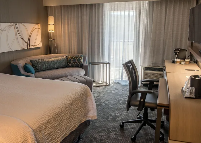 Courtyard By Marriott Norwich