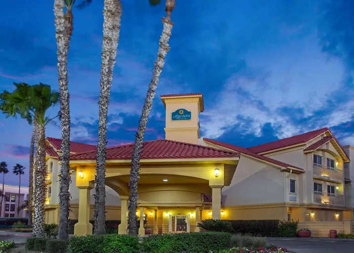 La Quinta By Wyndham Tucson Airport Hotel