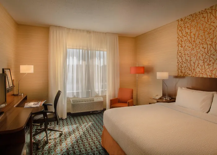 Fairfield Inn & Suites Dulles Airport