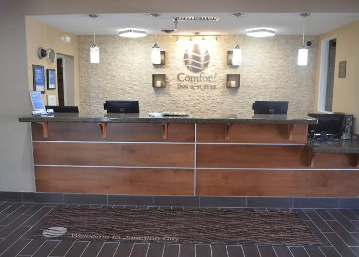 Comfort Inn & Suites Junction City - Near Fort Riley