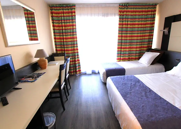 The Originals City, Hotel Galaxie, Nice Aeroport