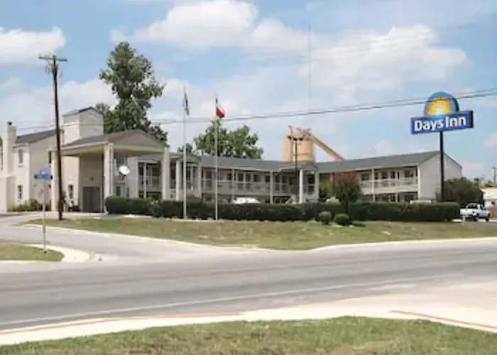 Days Inn By Wyndham Kerrville