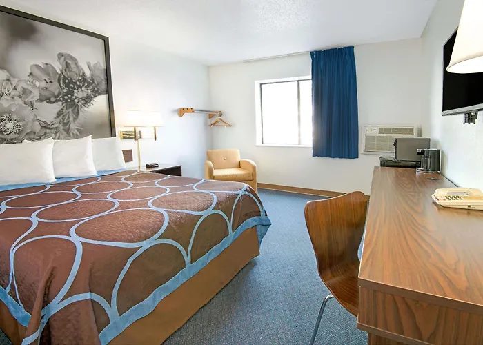 Super 8 By Wyndham Las Cruces University Area